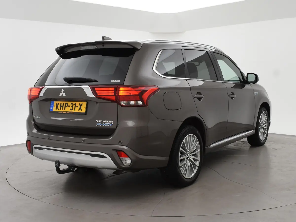 2.4 PHEV INTENSE+ 4WD + LEDER EXCLUSIVE | 360 CAMERA | CARPLAY | TREKHAAK | STOEL/STUURVERW.