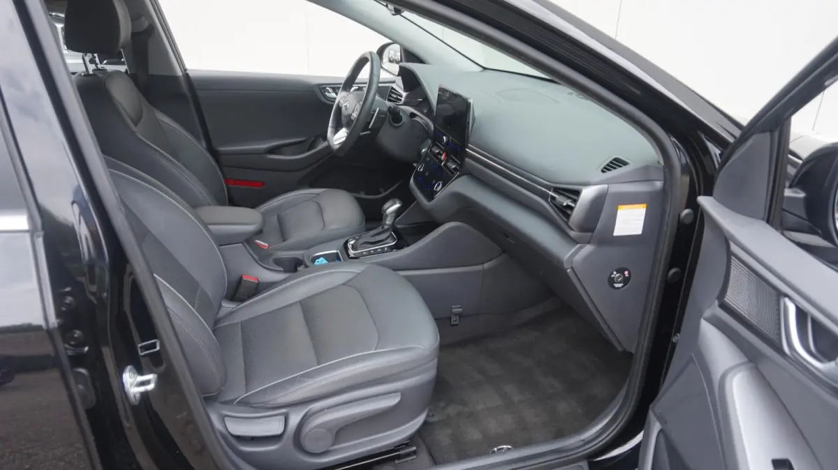 1.6 GDi Hybrid Premium Plus | Vol Opties | NL Auto | Elektr Stoelverst met Memory | Stoelkoeling | Dodehoek | PDC V+A | Camera | Adapt Cruise