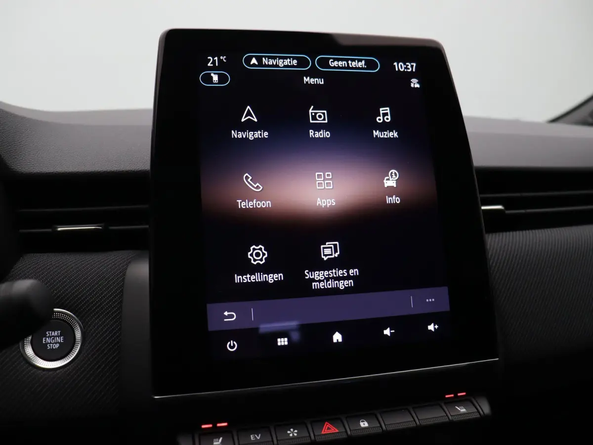 1.6 E-Tech Full Hybrid 145 esprit Alpine | Adaptive cruise control | Climate control | Sportstoelen | Apple carplay / Android auto | Achteruitrijcamera |