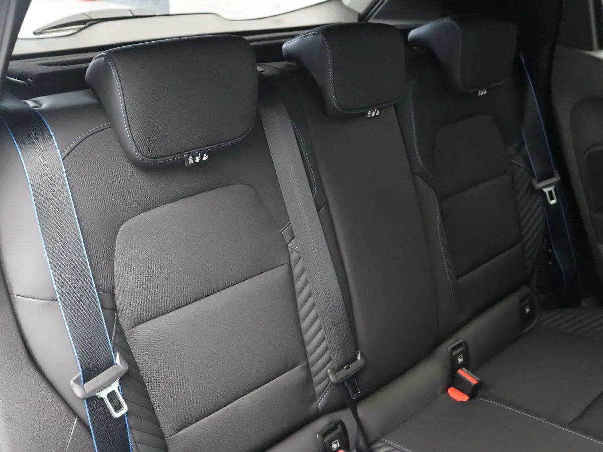 1.6 E-Tech Full Hybrid 145 esprit Alpine | Adaptive cruise control | Climate control | Sportstoelen | Apple carplay / Android auto | Achteruitrijcamera |
