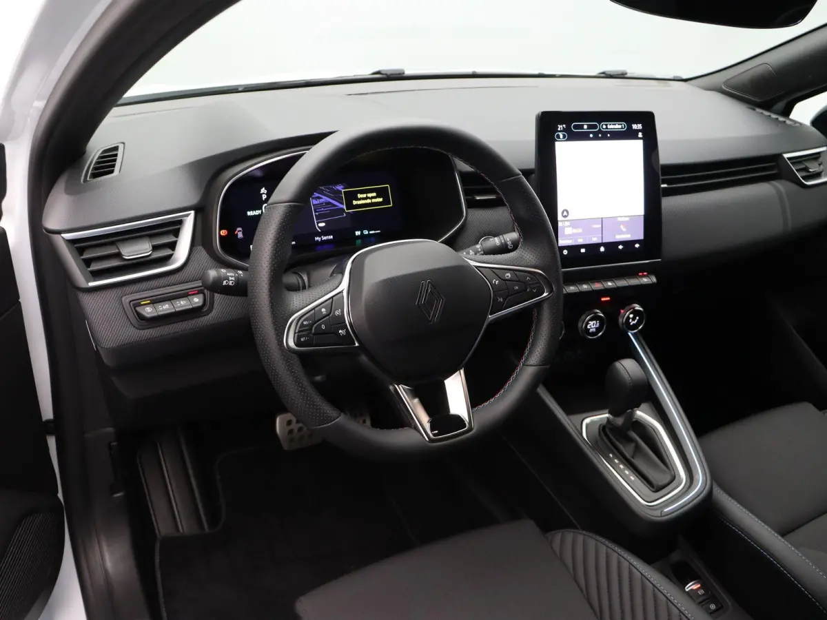1.6 E-Tech Full Hybrid 145 esprit Alpine | Adaptive cruise control | Climate control | Sportstoelen | Apple carplay / Android auto | Achteruitrijcamera |