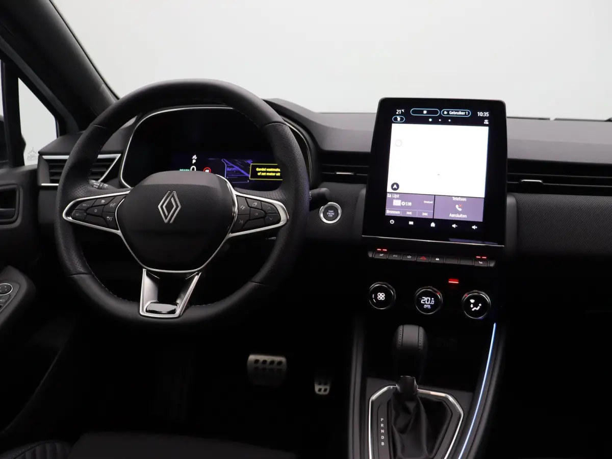 1.6 E-Tech Full Hybrid 145 esprit Alpine | Adaptive cruise control | Climate control | Sportstoelen | Apple carplay / Android auto | Achteruitrijcamera |