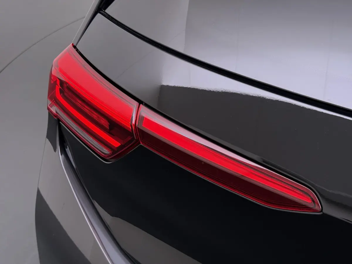 Pro Edition Advantage 58 kWh VAN:27.900,- VOOR:25.440,- UW HERFSTVOORDEEL:2.460,-| SOH 88% |25.000 NAP ORIGINEEL NL AUTO | VOLKSWAGEN DEALER ONDERHOUDEN | STOEL + STUURWIELVERWARMING | CAMER