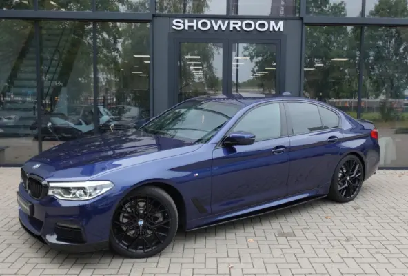 520i Edition M-PAKKET MEMORY HUD LEER