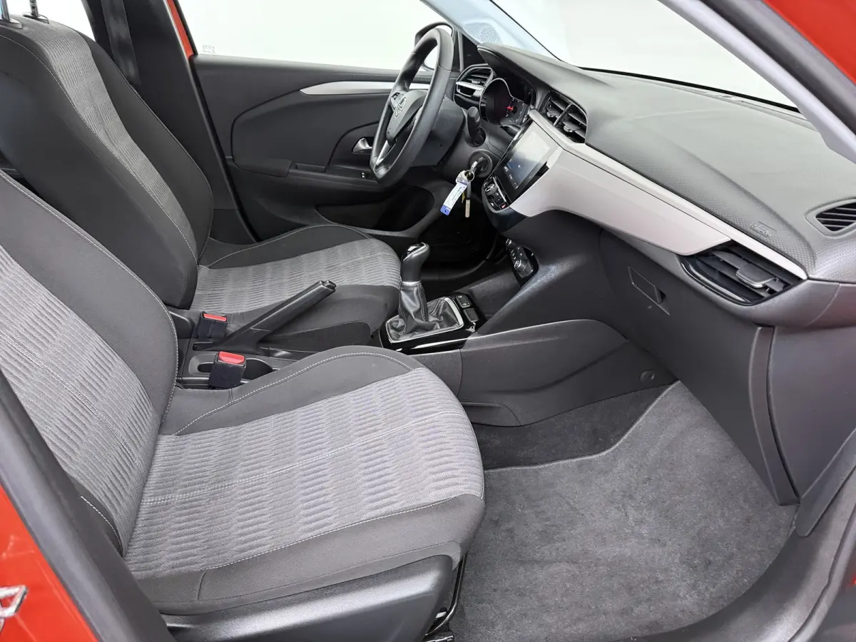 1.2 Edition / Navigatie / Carplay / Airco /16'' LMV