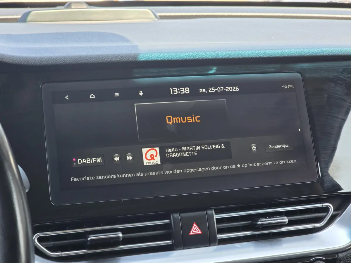 DynamicPlusLine 64 kWh | SOH 100% | 3 Fase laden | Schuif/kanteldak | Half Leder | Andriod Auto | Apple carplay |