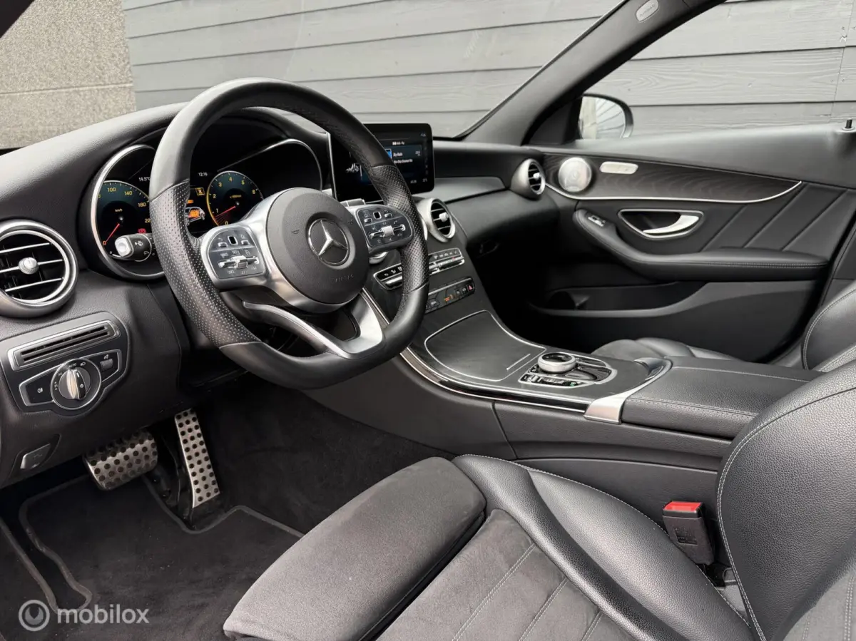 200 4MATIC AMG Line Burmester/LED/Winterpack