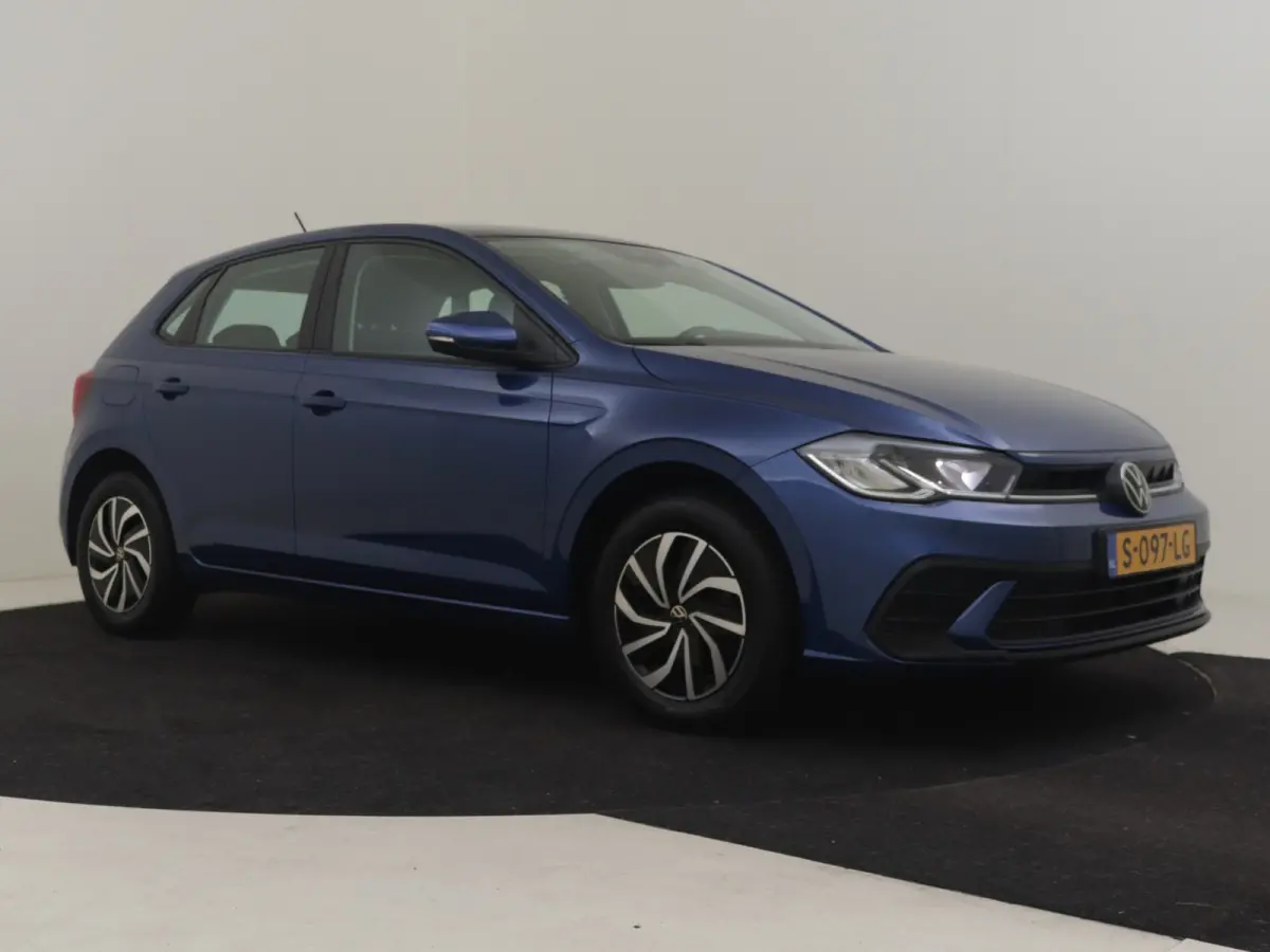 1.0 TSI Life 95PK l 1e Eigenaar l Dealeronderhouden l Apple Carplay / Android auto l Parkeersensoren l Adapt. Cr Control l LED l 15"LMV