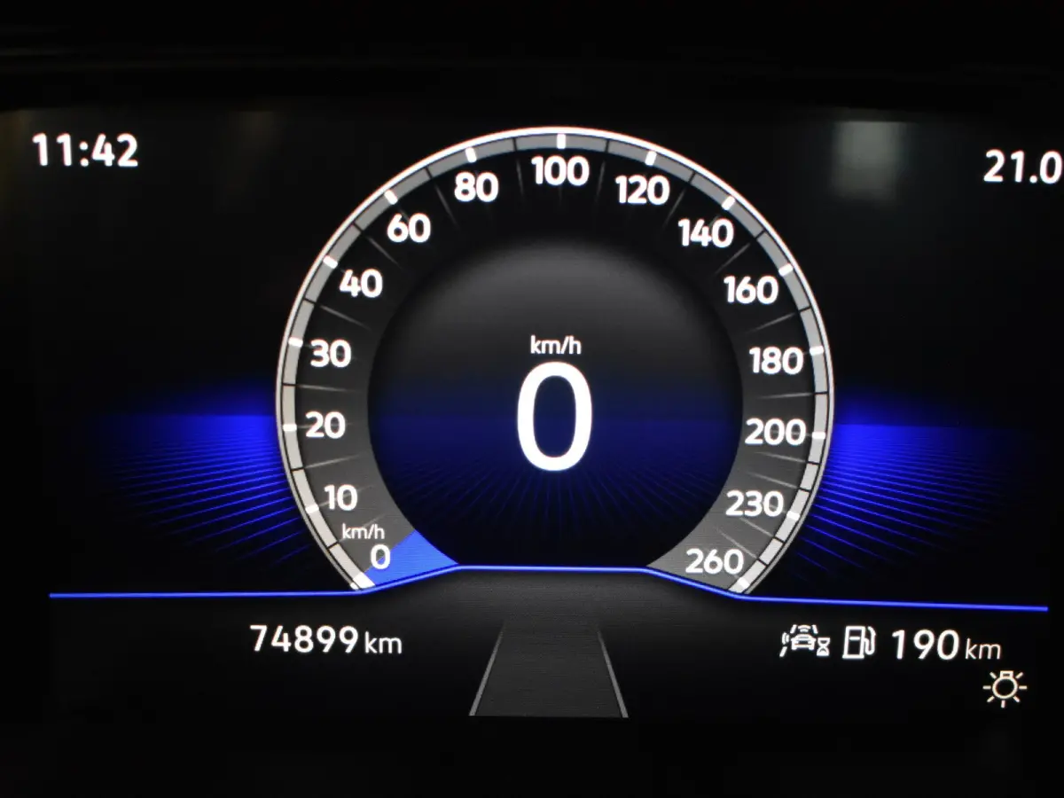 1.0 TSI Life 95PK l 1e Eigenaar l Dealeronderhouden l Apple Carplay / Android auto l Parkeersensoren l Adapt. Cr Control l LED l 15"LMV