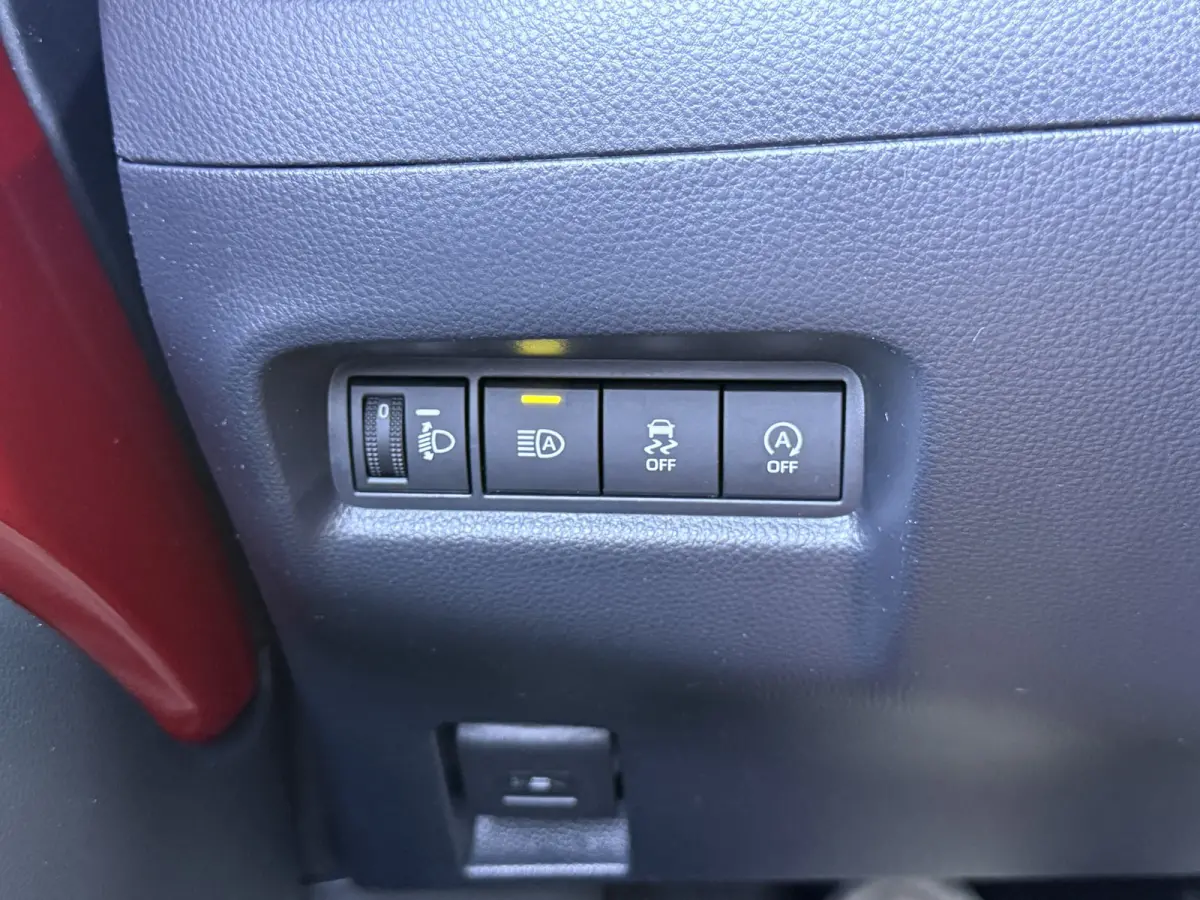 1.0 VVT-i S-CVT Pulse | Carplay | Camera | ACC | Stoelverwarming
