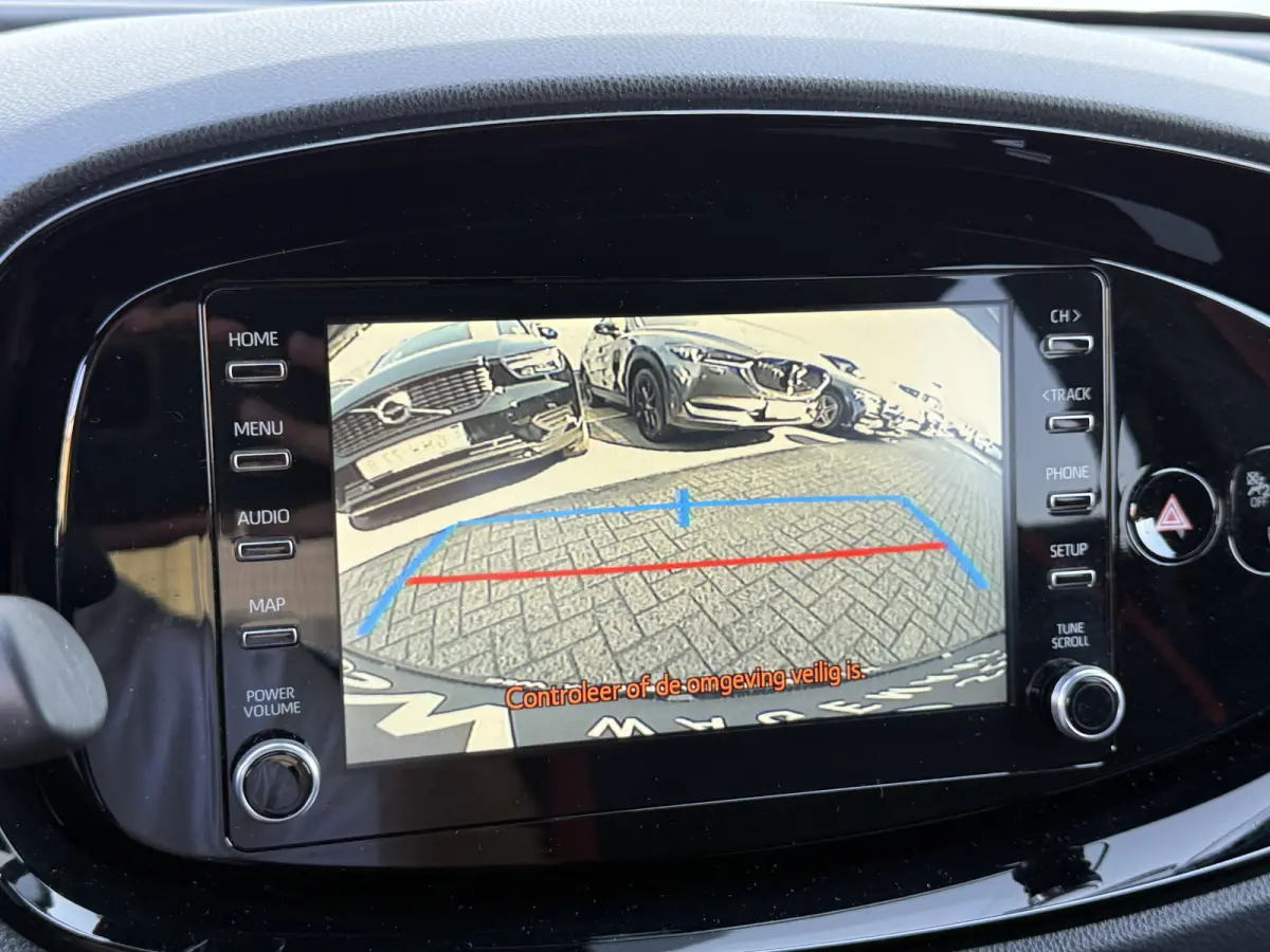 1.0 VVT-i S-CVT Pulse | Carplay | Camera | ACC | Stoelverwarming