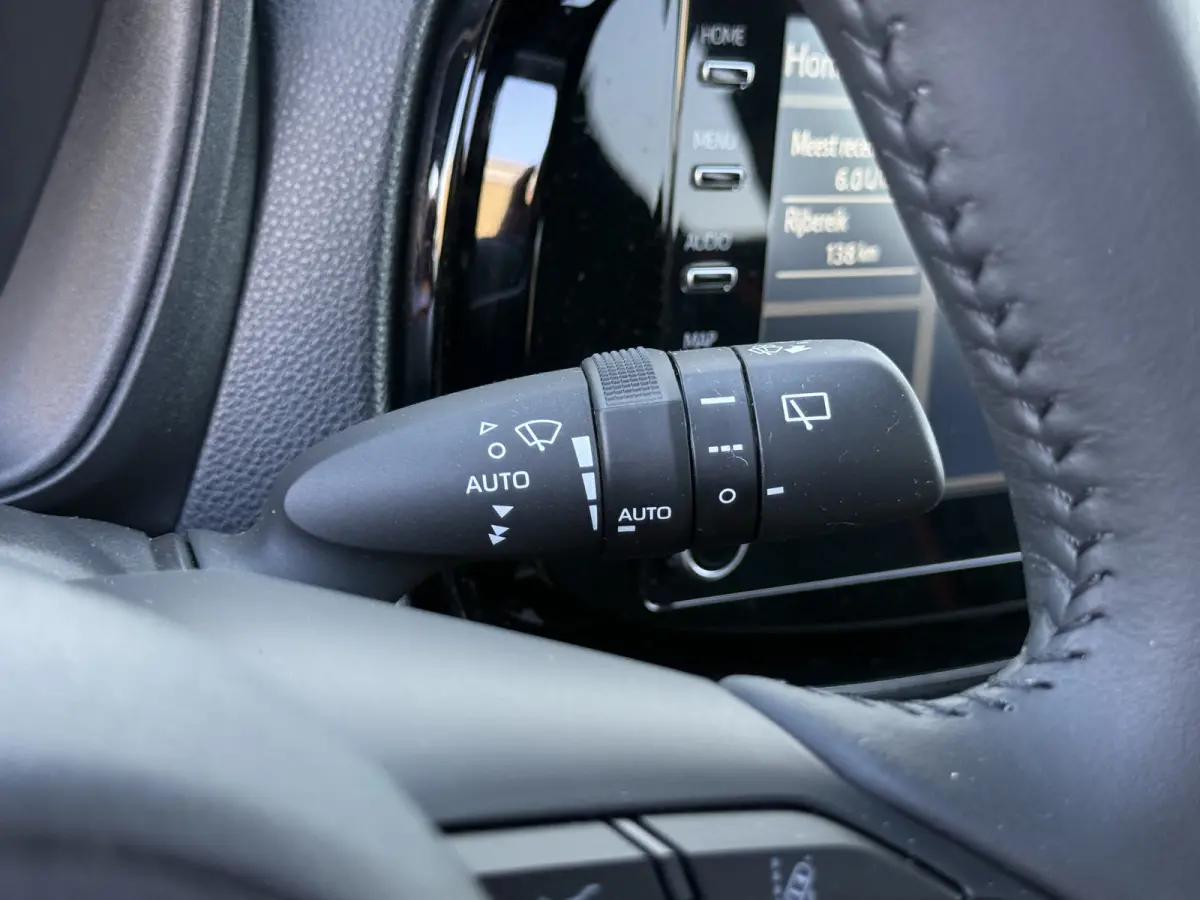 1.0 VVT-i S-CVT Pulse | Carplay | Camera | ACC | Stoelverwarming