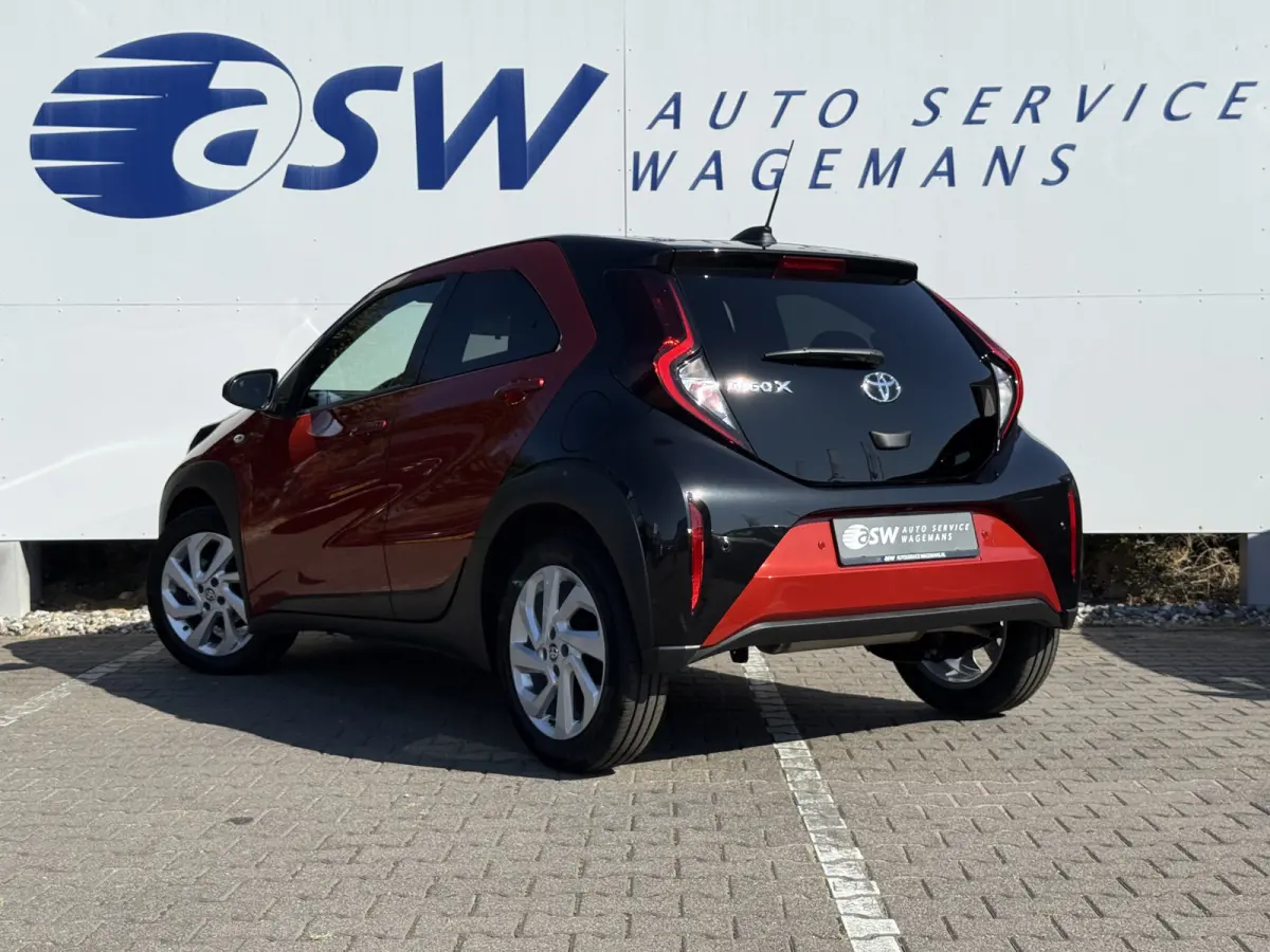 1.0 VVT-i S-CVT Pulse | Carplay | Camera | ACC | Stoelverwarming