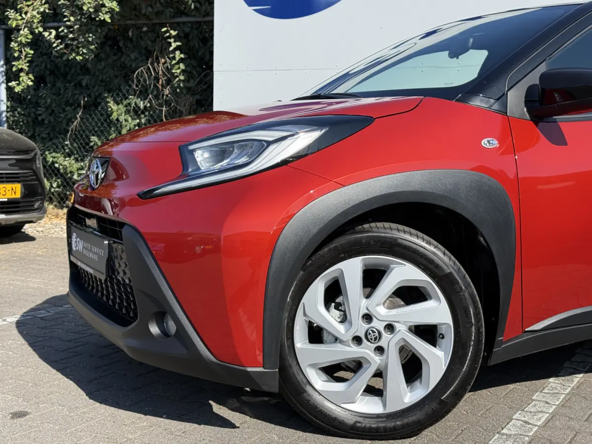 1.0 VVT-i S-CVT Pulse | Carplay | Camera | ACC | Stoelverwarming