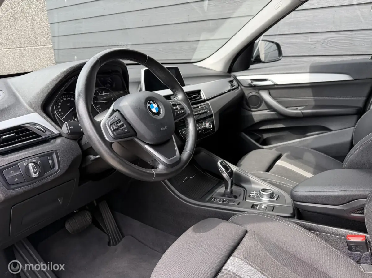 sDrive18i Executive M-sport optiek/Winterpack/Clima/PDC