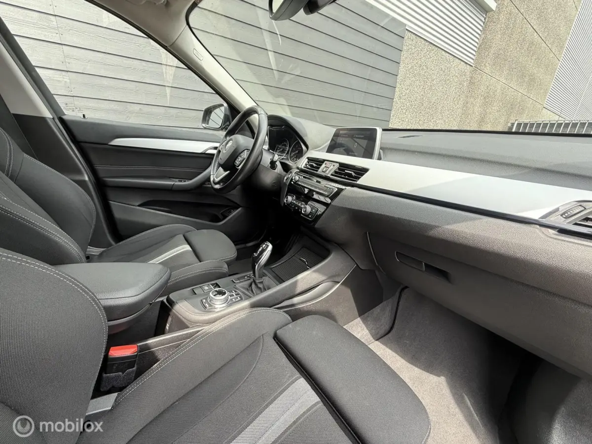 sDrive18i Executive M-sport optiek/Winterpack/Clima/PDC