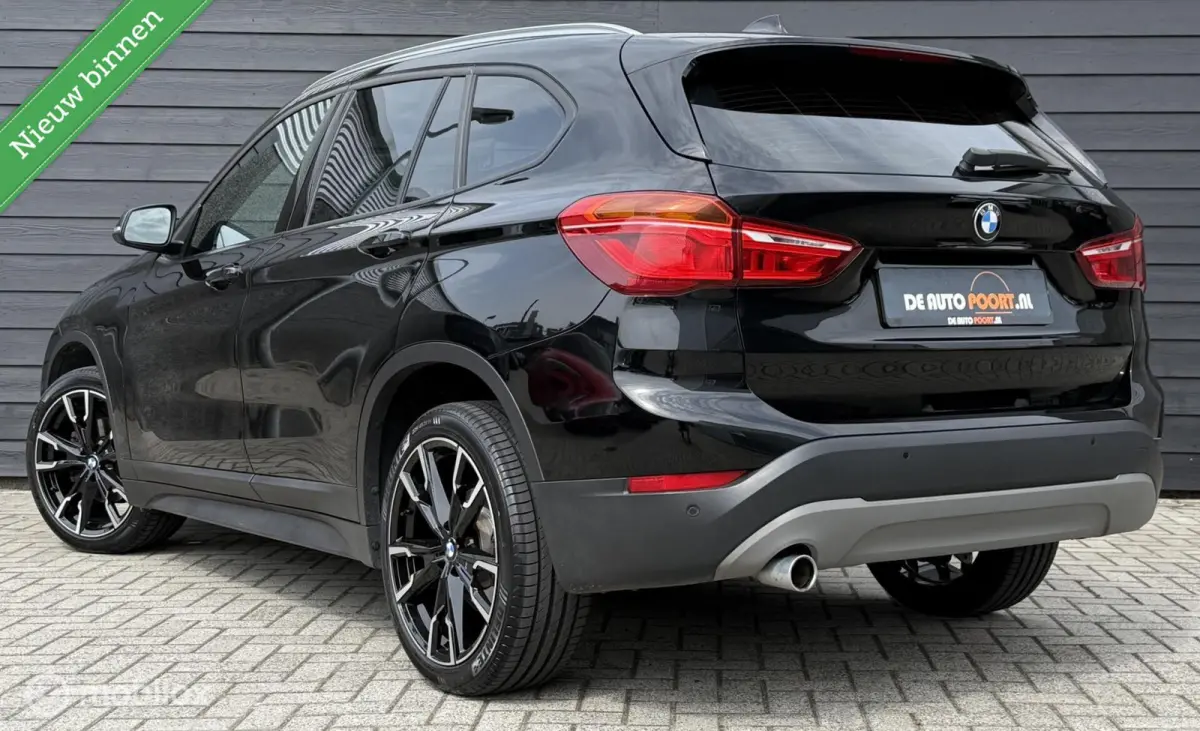 sDrive18i Executive M-sport optiek/Winterpack/Clima/PDC