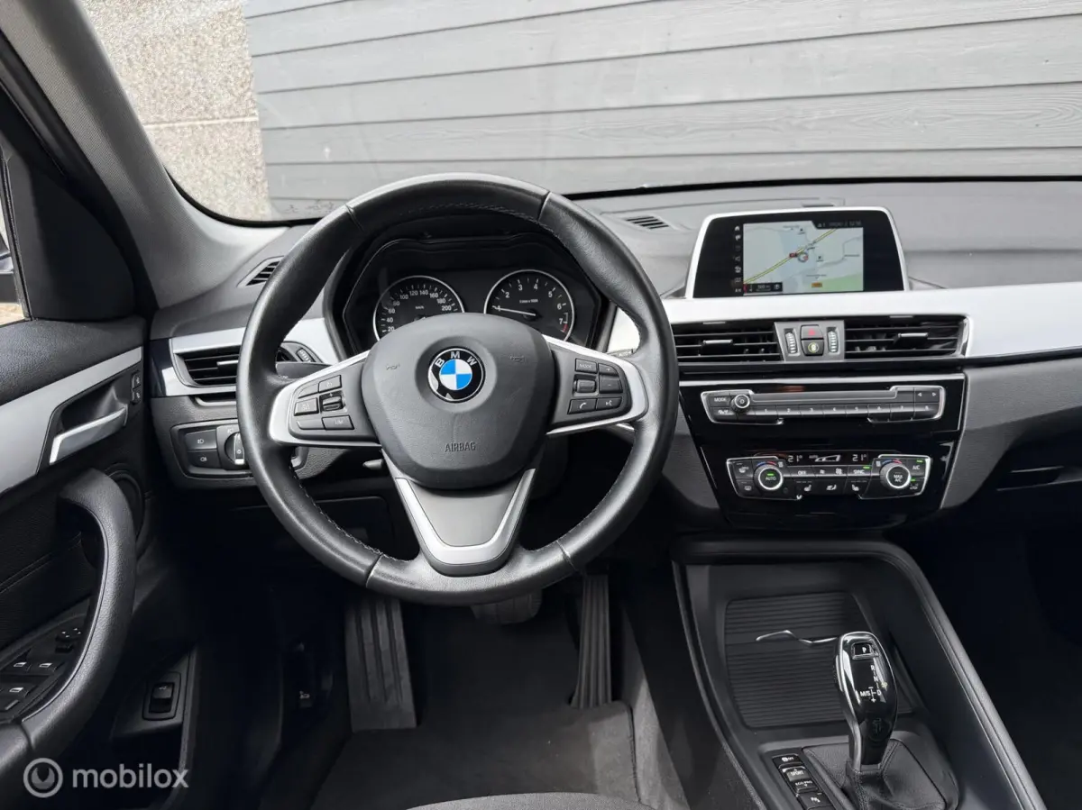 sDrive18i Executive M-sport optiek/Winterpack/Clima/PDC
