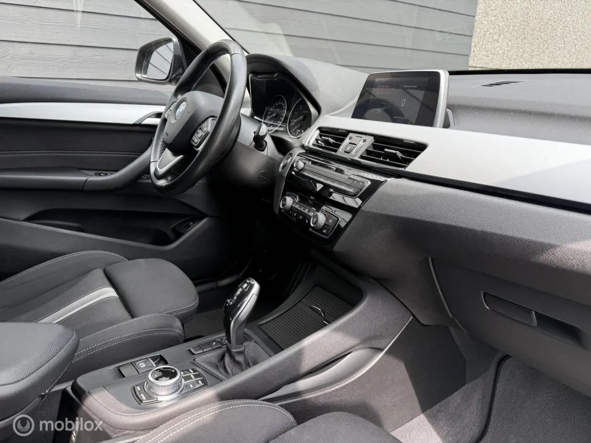 sDrive18i Executive M-sport optiek/Winterpack/Clima/PDC