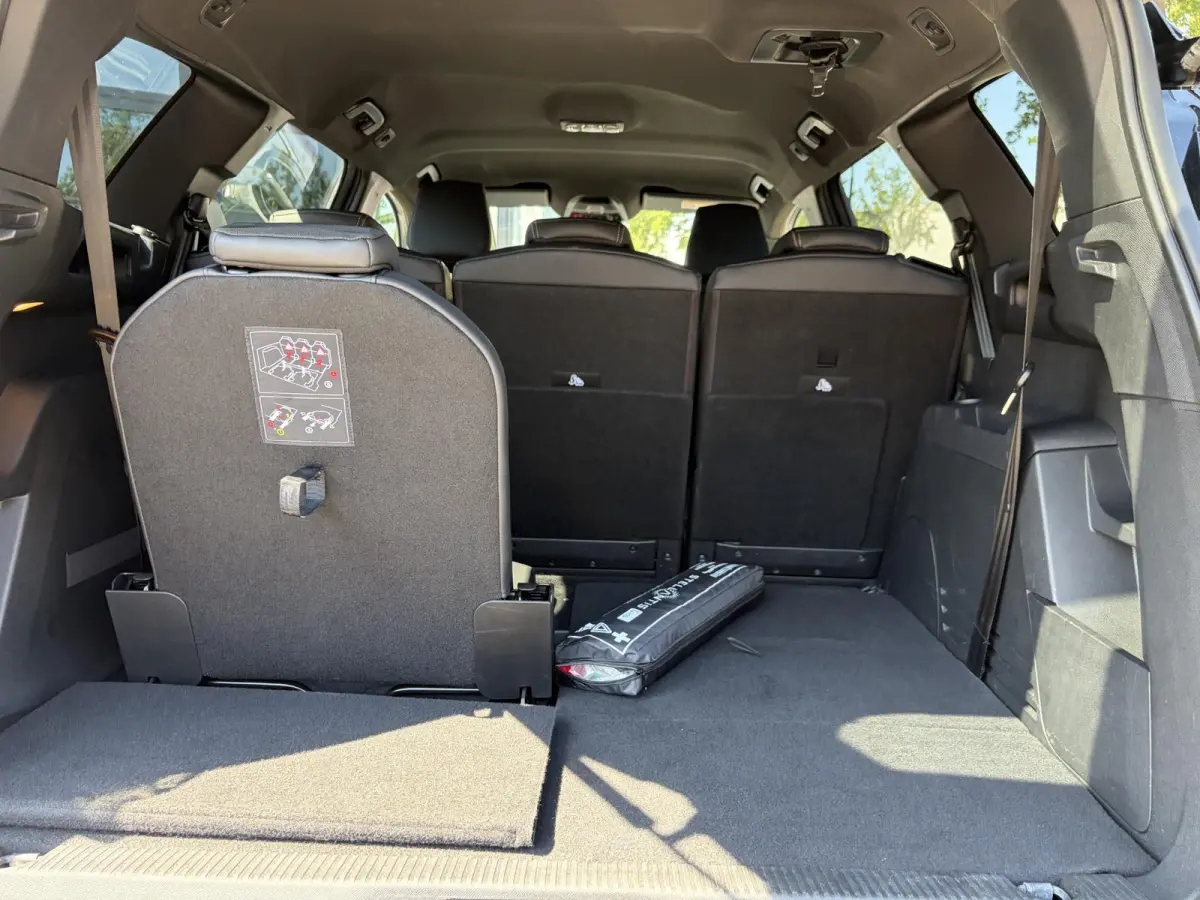 1.2 Hybrid 136 GT VAN:33.900,- VOOR:29.877,- UW HERFSTVOORDEEL:4.023,- 7 PERSOONS| 22.000 KM |  ADD CRUISE | STOELVERWARMING  | CAMERA | RIJKLAAR GELEVERD INCL. 12 MND BOVAG GARANTIE