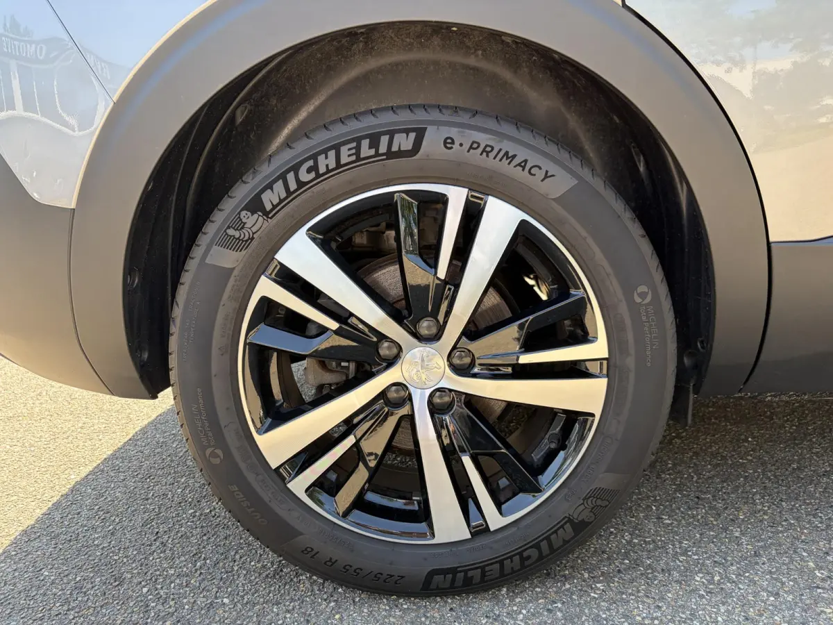 1.2 Hybrid 136 GT VAN:33.900,- VOOR:29.877,- UW HERFSTVOORDEEL:4.023,- 7 PERSOONS| 22.000 KM |  ADD CRUISE | STOELVERWARMING  | CAMERA | RIJKLAAR GELEVERD INCL. 12 MND BOVAG GARANTIE