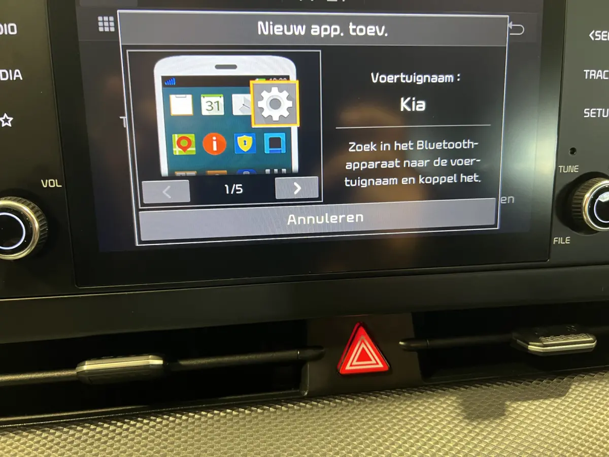 1.6 T-GDi MHEV DynamicLine | Navigatie/Android/Apple Carplay | LMV 17" | Cruise Control Adaptief | Achteruitrijcamera | Airco |