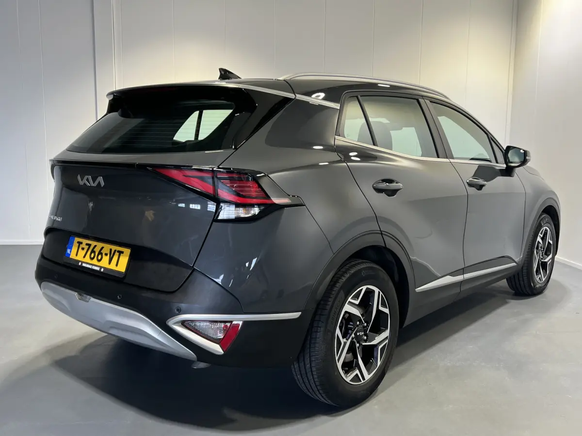 1.6 T-GDi MHEV DynamicLine | Navigatie/Android/Apple Carplay | LMV 17" | Cruise Control Adaptief | Achteruitrijcamera | Airco |