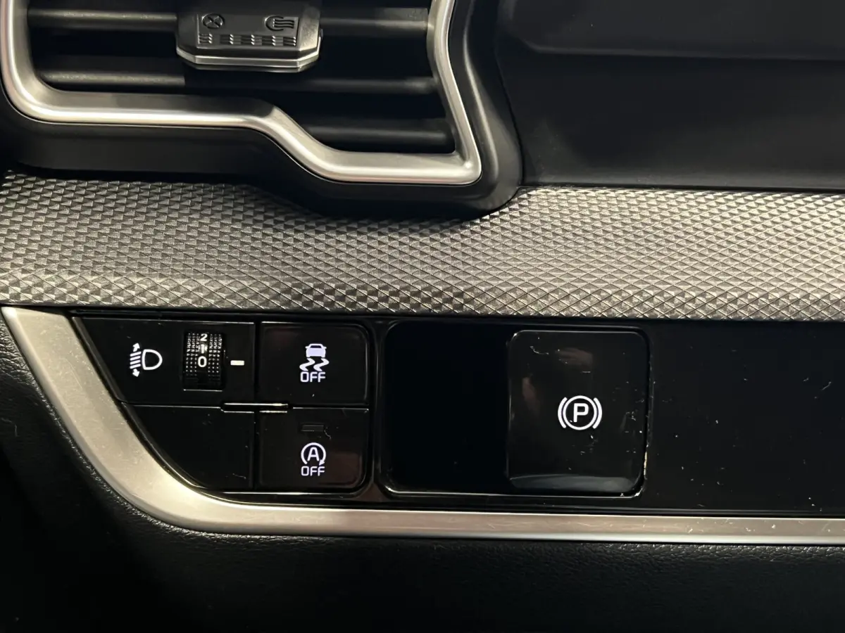 1.6 T-GDi MHEV DynamicLine | Navigatie/Android/Apple Carplay | LMV 17" | Cruise Control Adaptief | Achteruitrijcamera | Airco |