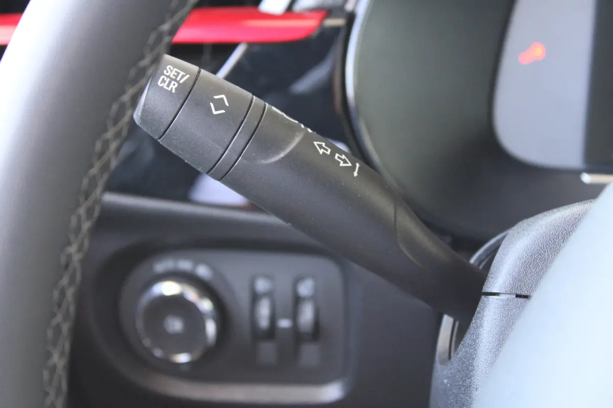1.2 GS Line | Dodehoek-detectie | Keyless start & Keyless entry | Achterijcamera | Stoelverwarming |