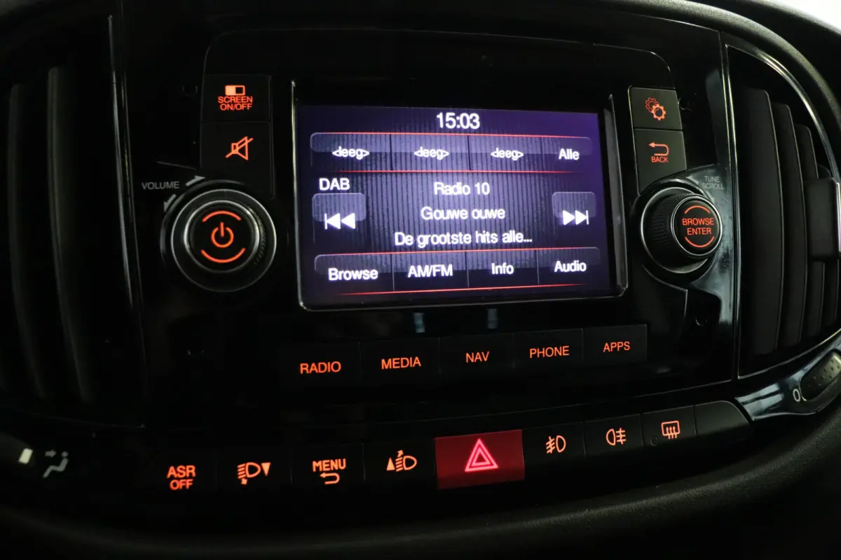 1.3 MJ EURO6 - Airco - Navi - Cruise - €6.950,- Ex. BTW