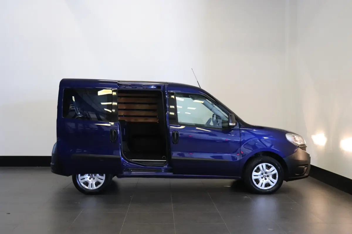 1.3 MJ EURO6 - Airco - Navi - Cruise - €6.950,- Ex. BTW