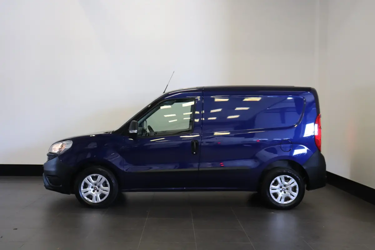 1.3 MJ EURO6 - Airco - Navi - Cruise - €6.950,- Ex. BTW