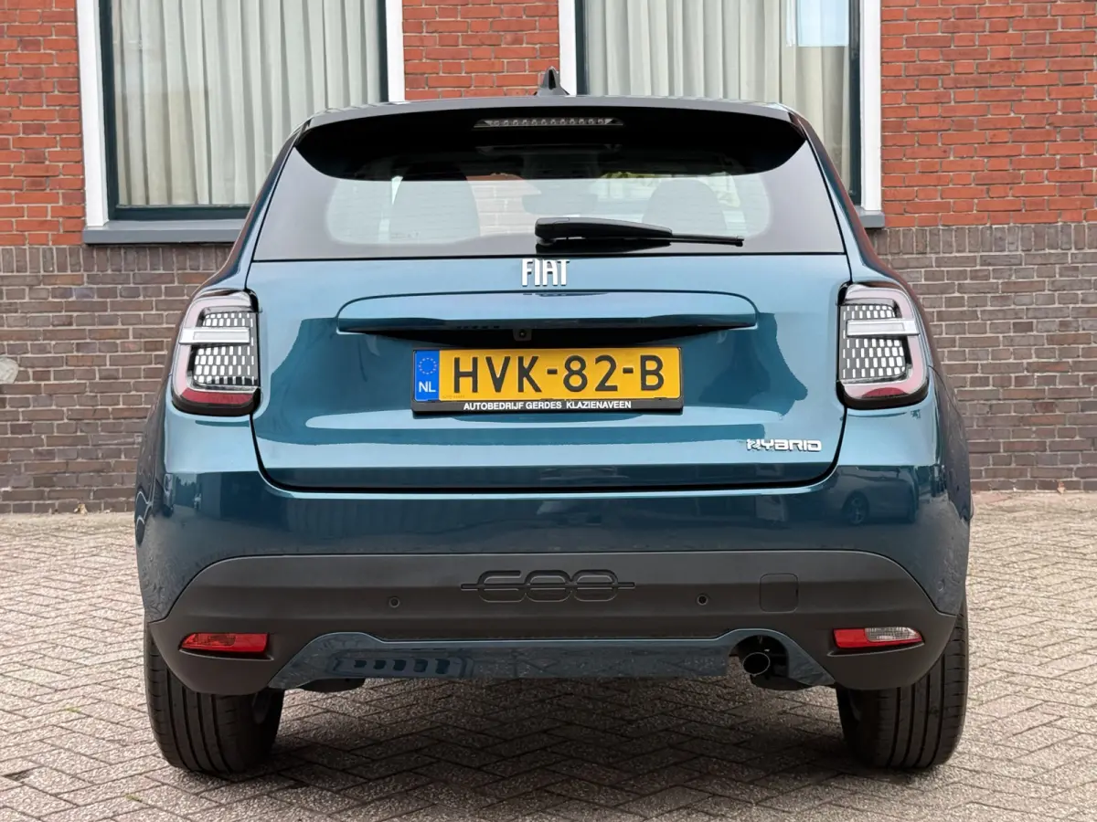 1.2 Hybrid Pop. | AUTOMAAT | NAVI | CAMERA | CRUISE | VOL LED |