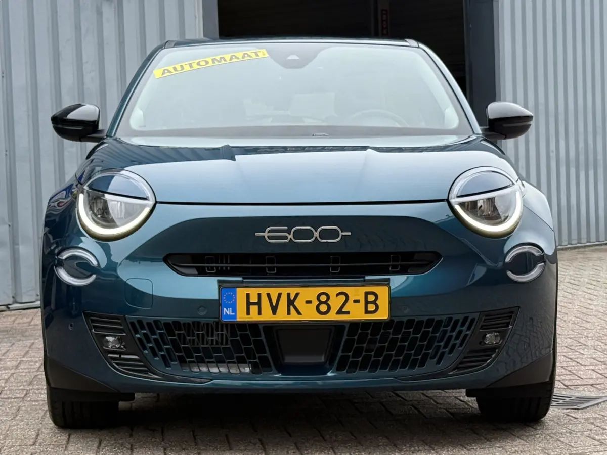 1.2 Hybrid Pop | AUTOMAAT | NAVI | CAMERA | CRUISE | VOL LED |