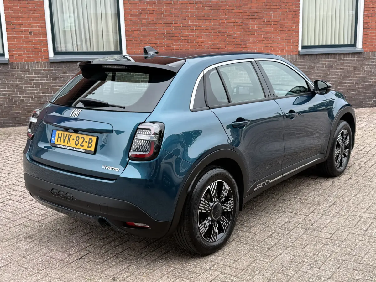 1.2 Hybrid Pop | AUTOMAAT | NAVI | CAMERA | CRUISE | VOL LED |