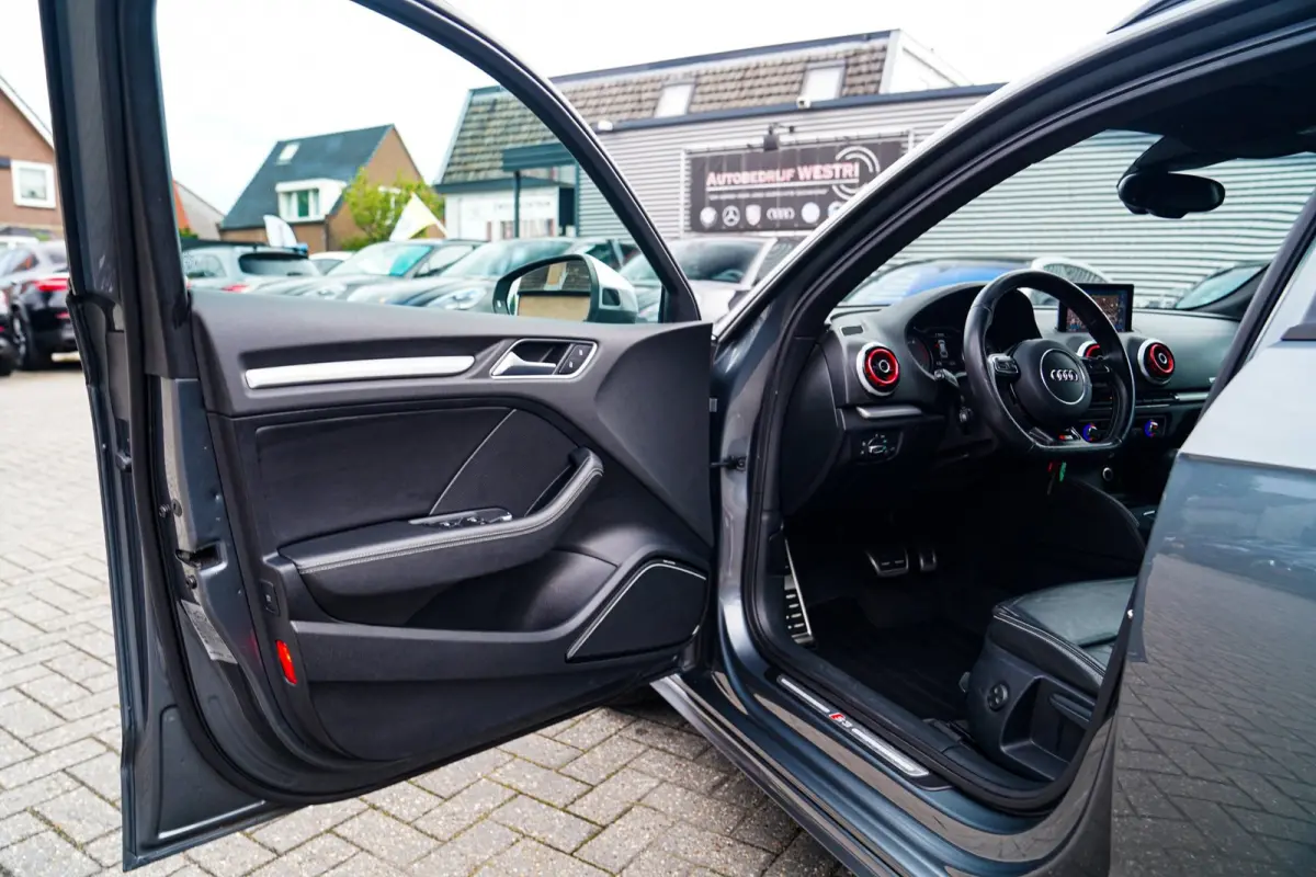 2.0 TFSI S3 quattro | Bang & Olufsen | Stoelverwarming | RS Zetels | Adaptief Cruise Control