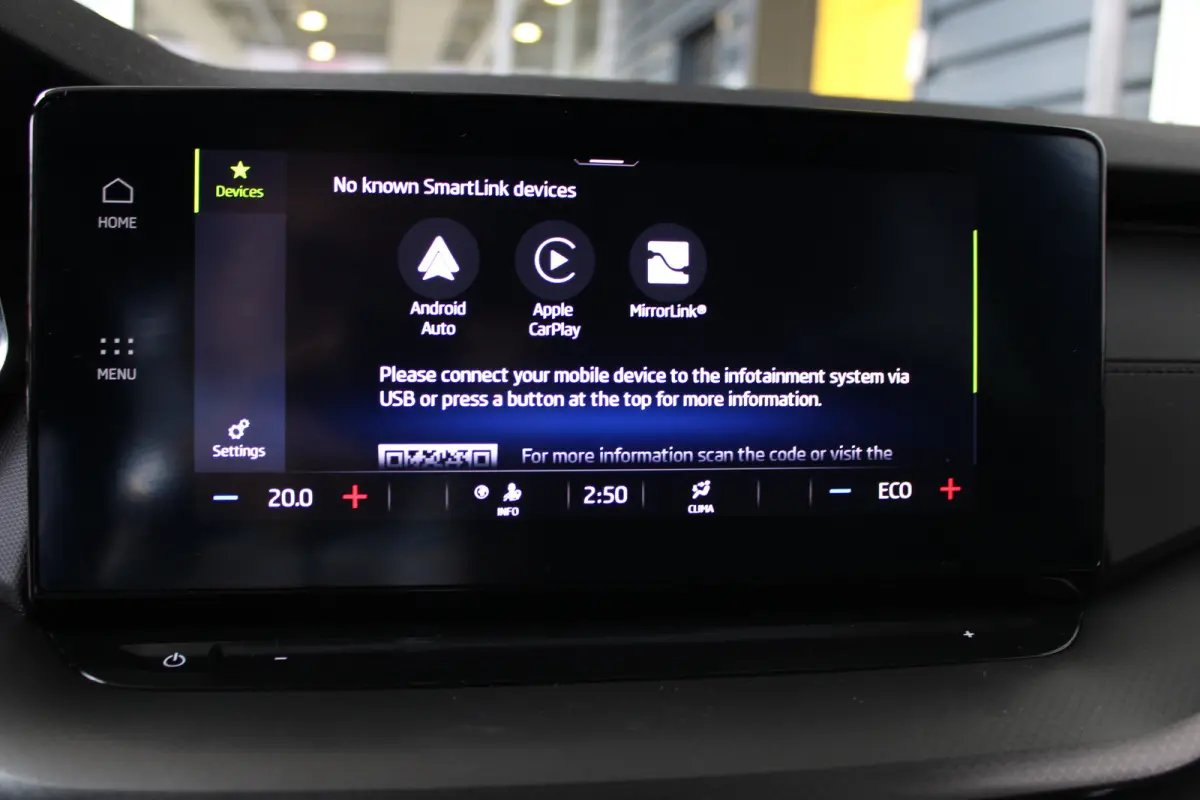 1.4 TSI iV PHEV Business Edition | Climate control | Parkeersensoren voor en achter | Keyless start |