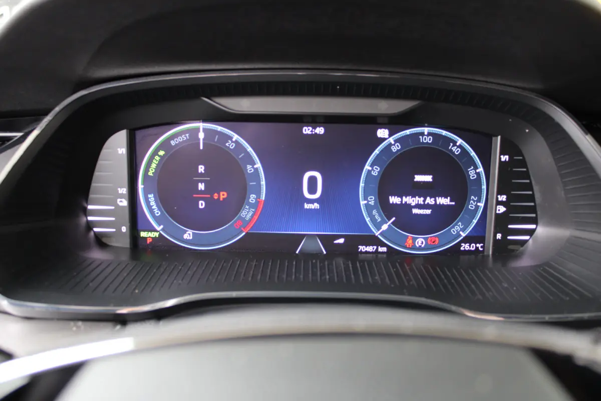 1.4 TSI iV PHEV Business Edition | Climate control | Parkeersensoren voor en achter | Keyless start |