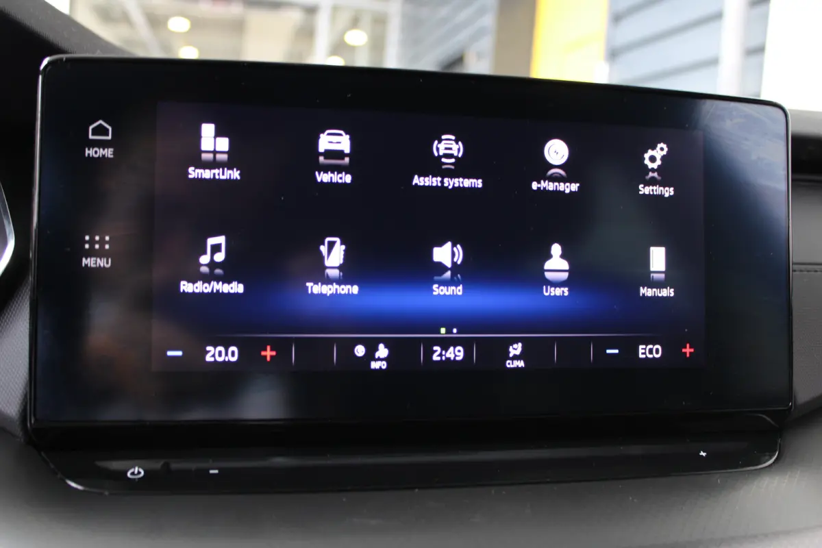 1.4 TSI iV PHEV Business Edition | Climate control | Parkeersensoren voor en achter | Keyless start |
