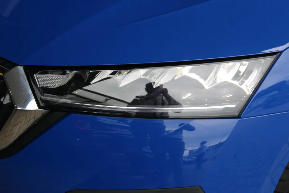 1.4 TSI iV PHEV Business Edition | Climate control | Parkeersensoren voor en achter | Keyless start |