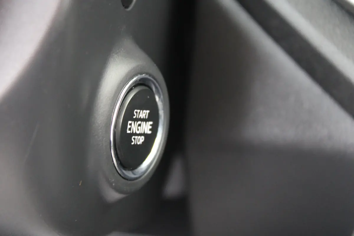 1.4 TSI iV PHEV Business Edition | Climate control | Parkeersensoren voor en achter | Keyless start |