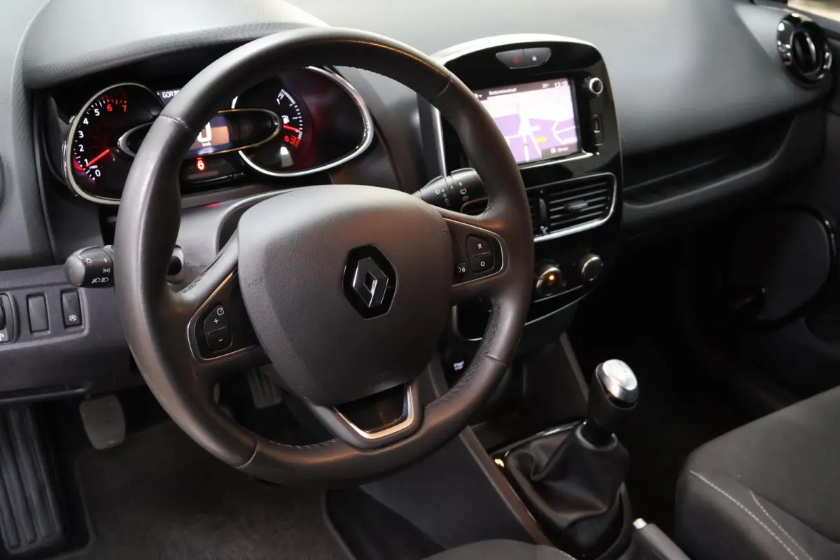 0.9 TCe Limited Compact, compleet en verrassend luxe!