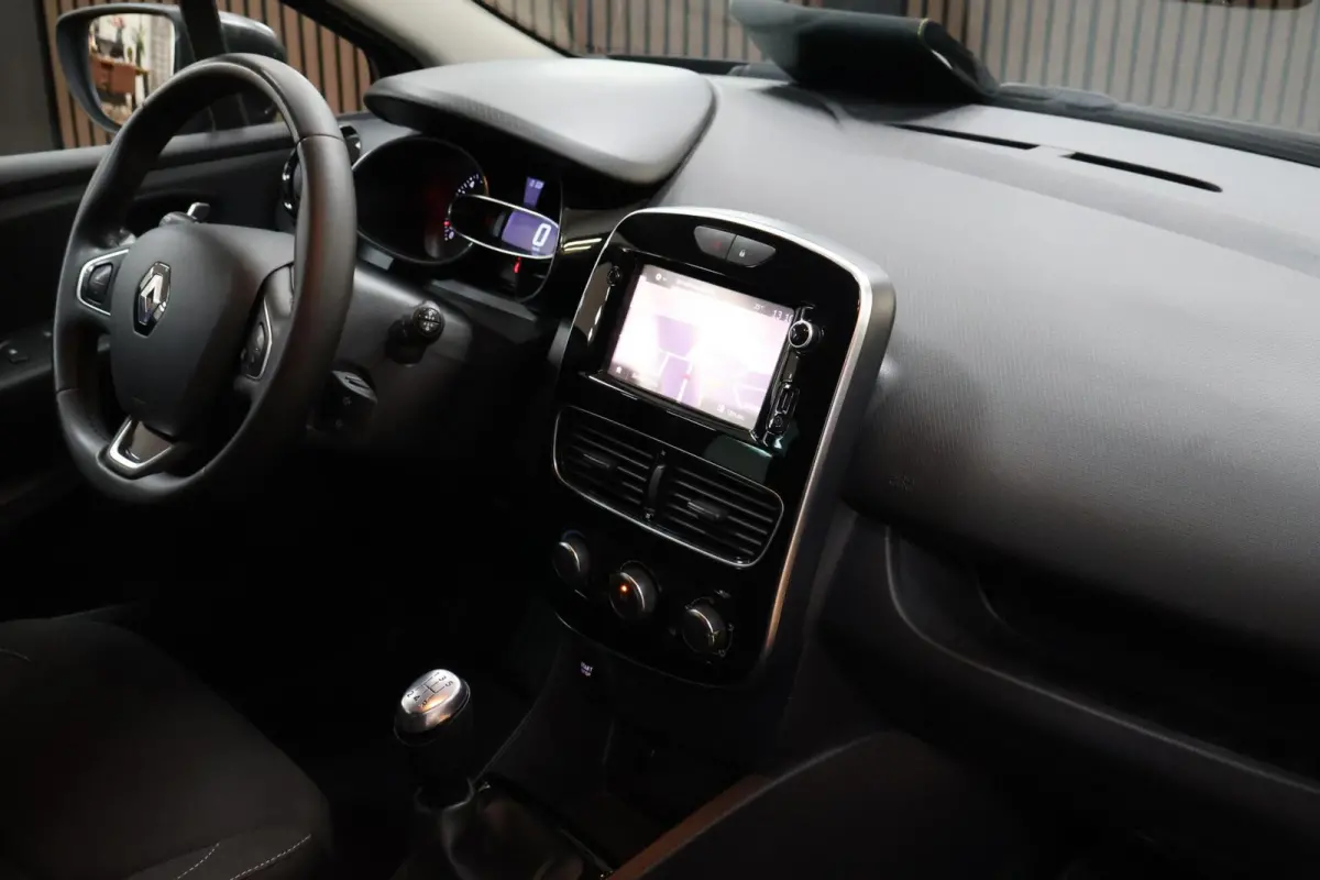 0.9 TCe Limited Compact, compleet en verrassend luxe!