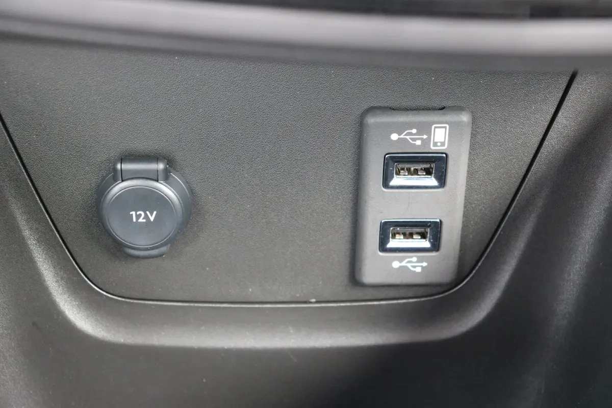 1.2 Turbo Elegance | Camera | Navi | PDC V+A | Alcantara bekleding |