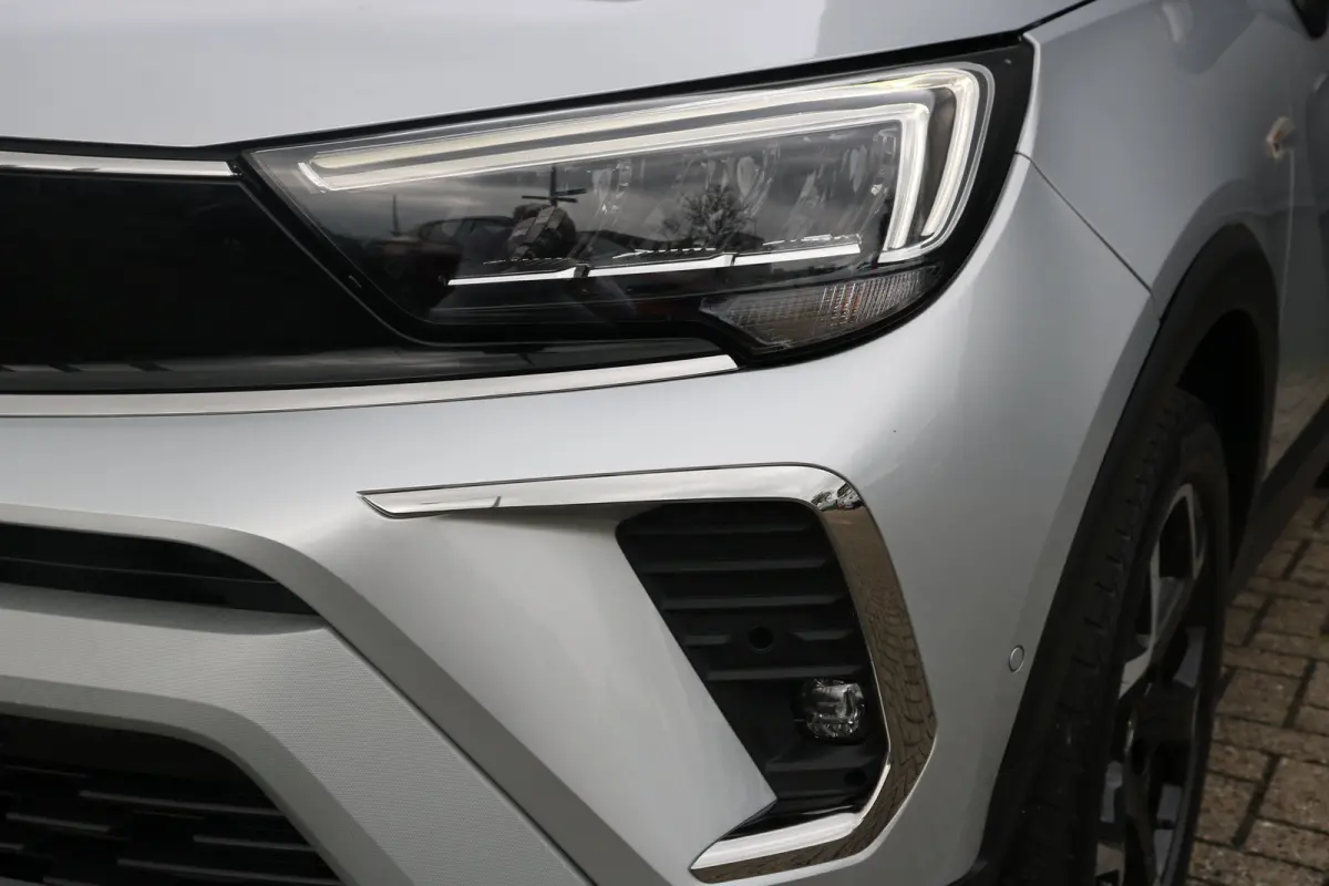 1.2 Turbo Elegance | Camera | Navi | PDC V+A | Alcantara bekleding |