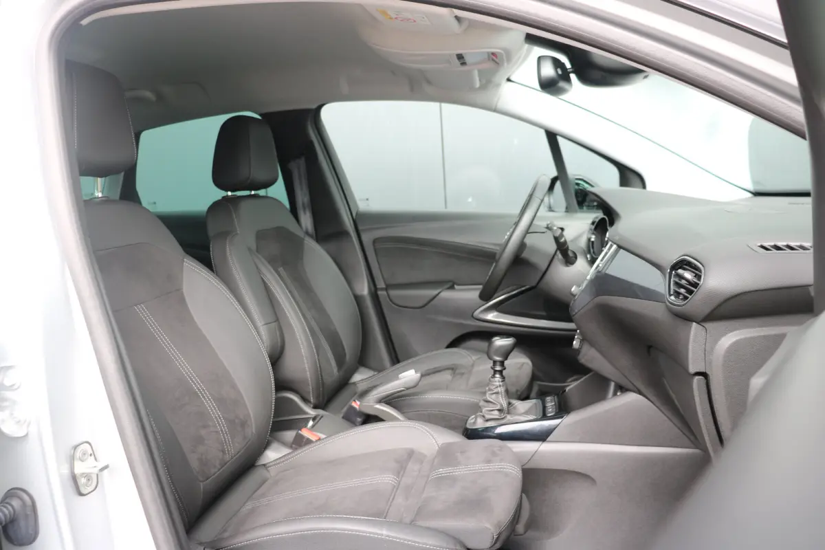 1.2 Turbo Elegance | Camera | Navi | PDC V+A | Alcantara bekleding |