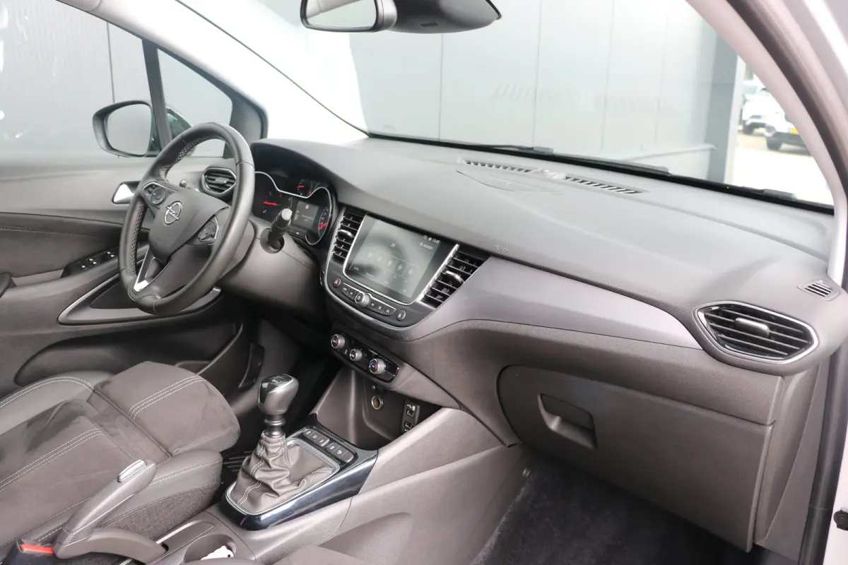 1.2 Turbo Elegance | Camera | Navi | PDC V+A | Alcantara bekleding |