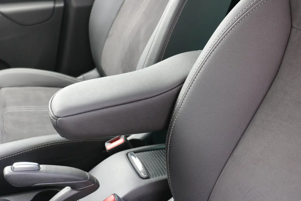 1.2 Turbo Elegance | Camera | Navi | PDC V+A | Alcantara bekleding |