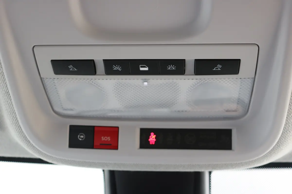 1.2 Turbo Elegance | Camera | Navi | PDC V+A | Alcantara bekleding |