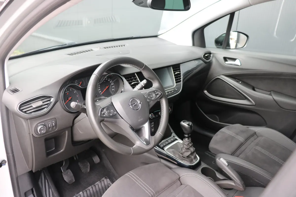 1.2 Turbo Elegance | Camera | Navi | PDC V+A | Alcantara bekleding |
